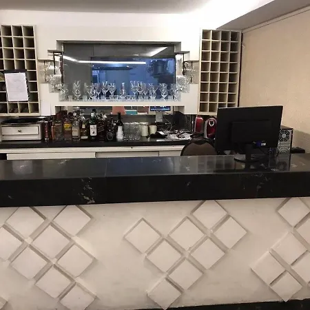 Apartamento 301 Flat Mobiliado Com Vista Total Mar Na Praia De Iracema